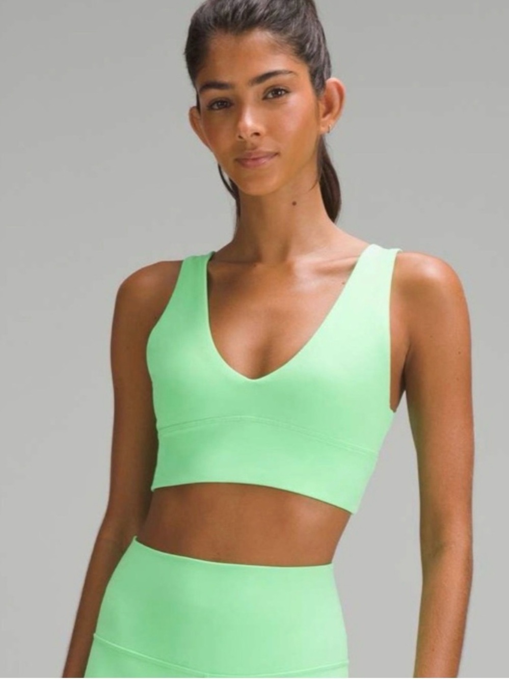 Lululemon Align V-Neck Bra Light Support A/B Cup Pistachio SZ 4 Pilates Yoga